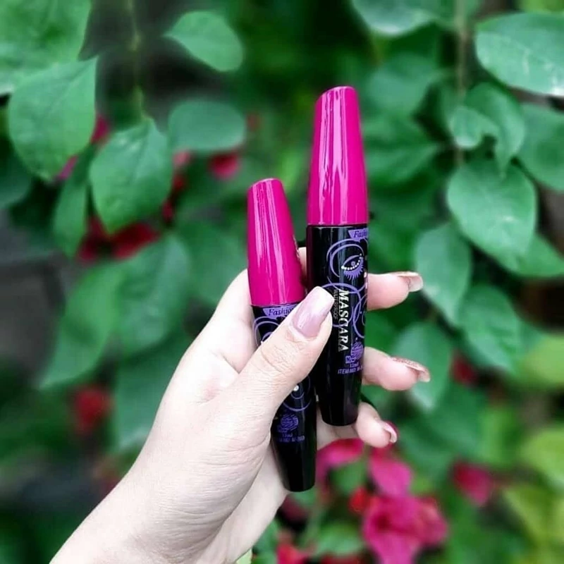 ریمل سر صورتی