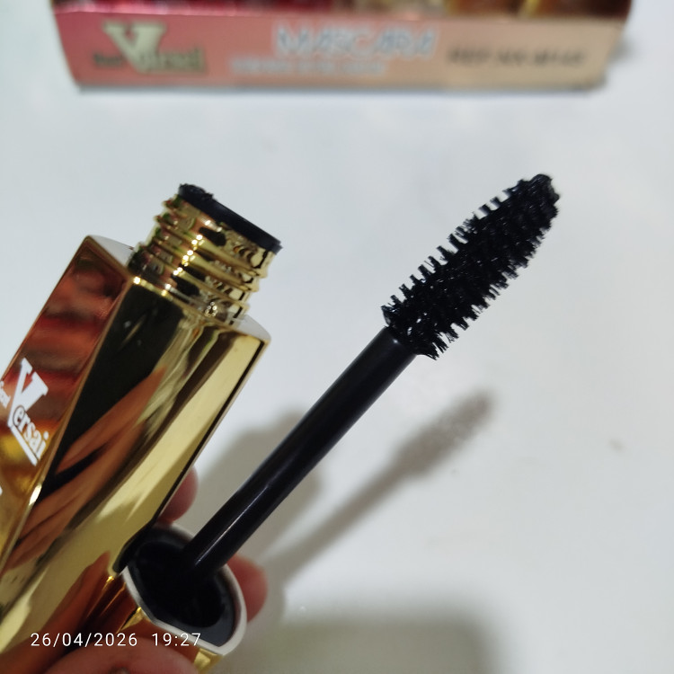 ریمل حجم دهنده و بلند کننده و ضد آب ورسای