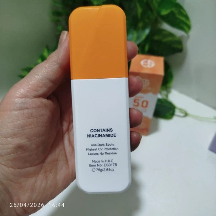 ضد آفتاب روشن کننده استلین spf 50