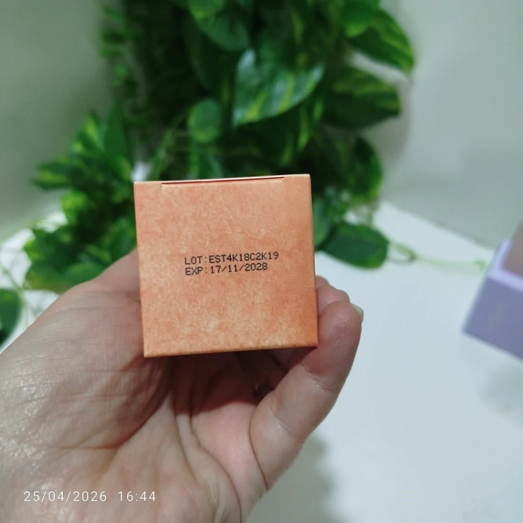 ضد آفتاب روشن کننده استلین spf 50
