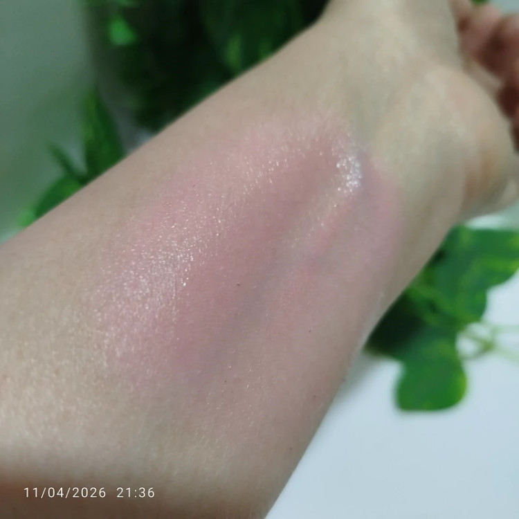 اسپری رژگونه و صورتی کننده بدن