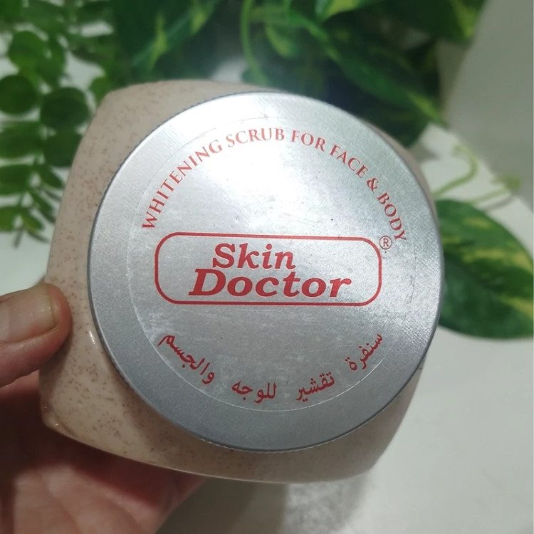 اسکراب شنی صورت و بدن شیر و عسل