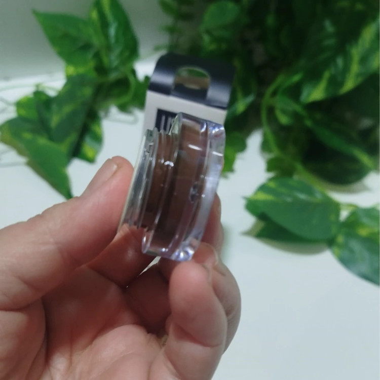 خط چشم ژله ای یوشاس رنگ قهوه ای