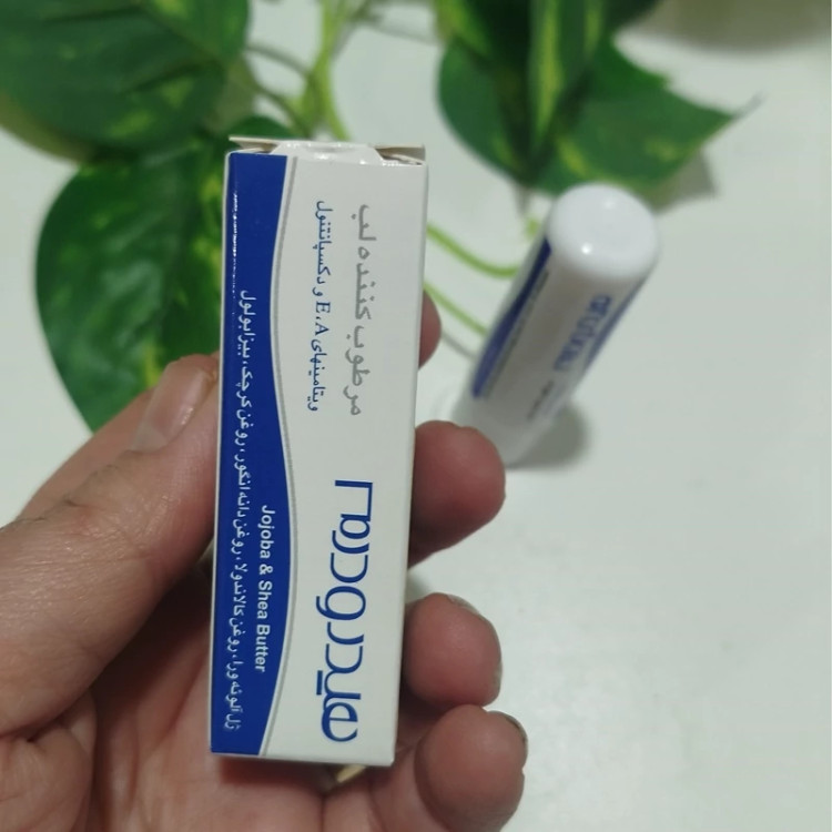 بالم لب مرطوب کننده بیرنگ هیدرودرم