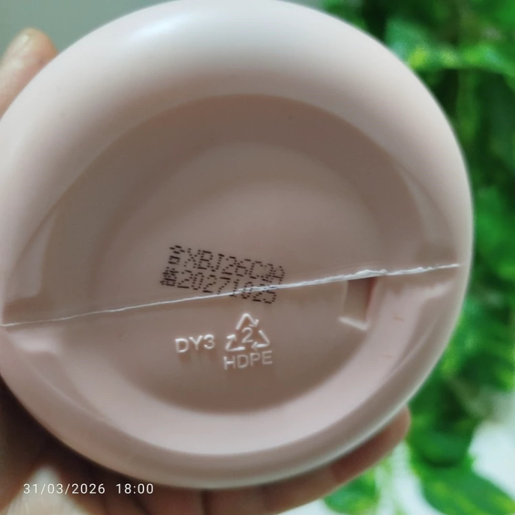 ماسک مو داخل حمام برای موهای کم حجم و نازک ، نرم کننده مو و حجم دهنده مو