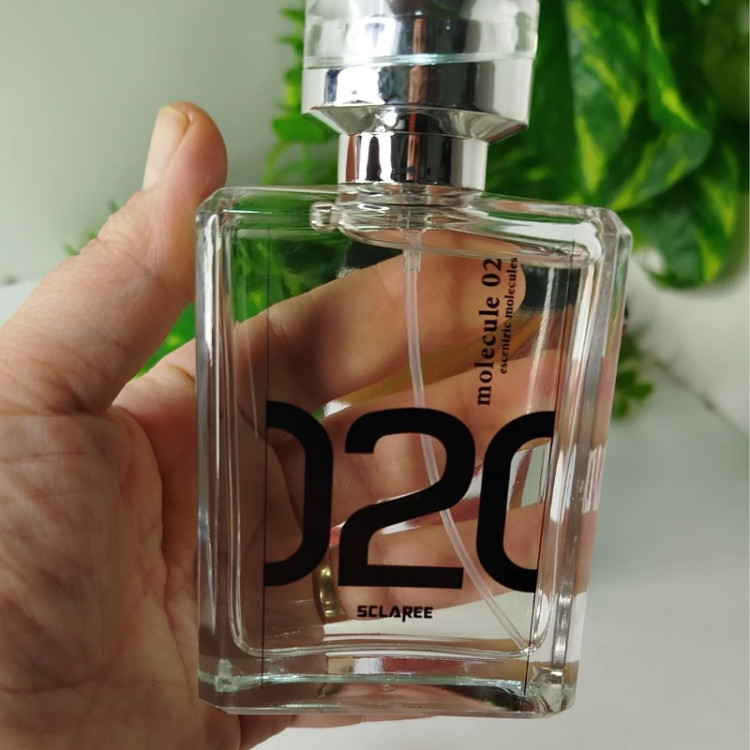 عطر اسپورت مولکول 02