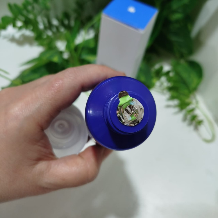 ماسک کنترل منافذ و ضد جوش سر سیاه مدیکیوب
